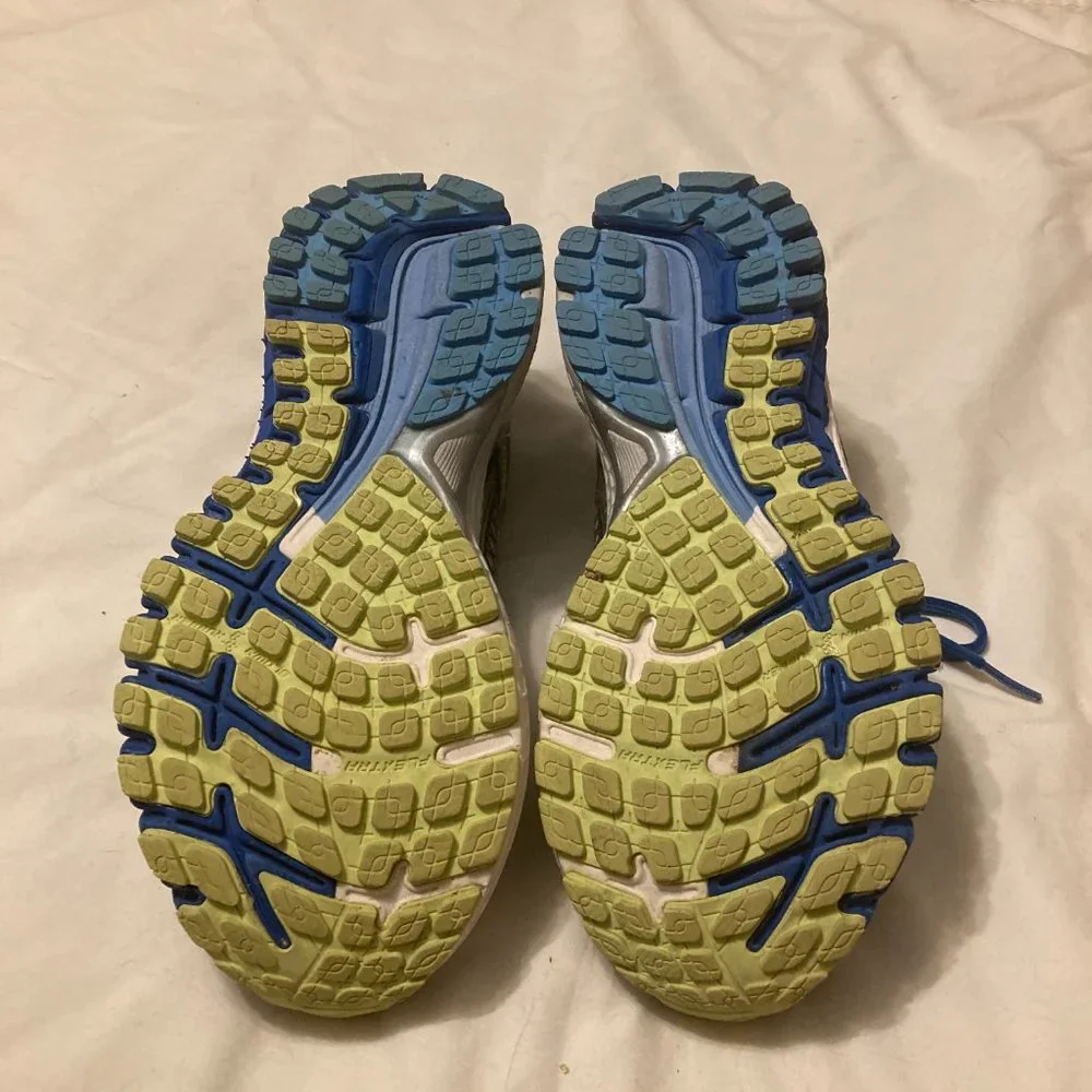 Women's Brooks Adrenaline GTS 15 road-running shoes - Picture 5 of 5